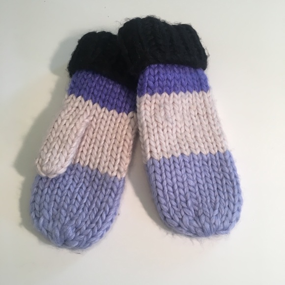Kate Spade Knit Mittons - Picture 2 of 2